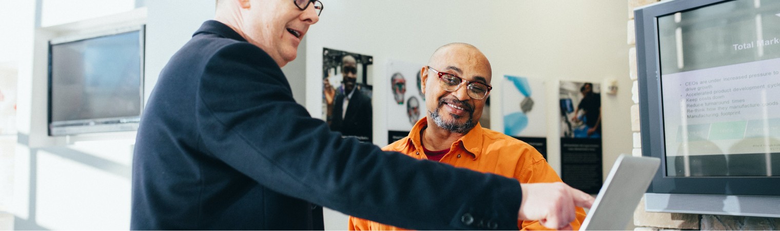 4 Benefits of Using Branded Merchandise to Market Your Business