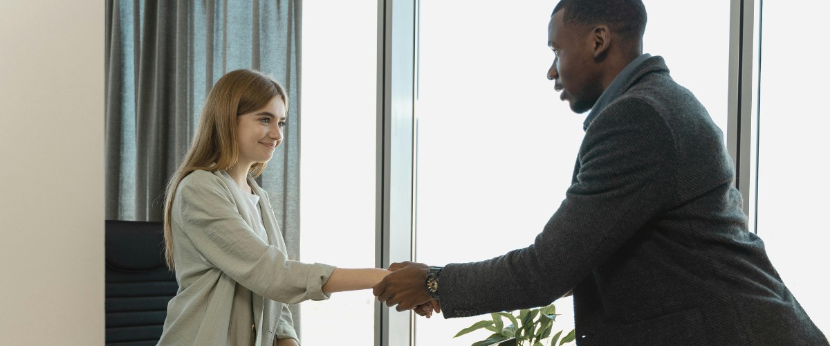 Your First 100 Customers: What I Wish I Knew Before the Cold Calls